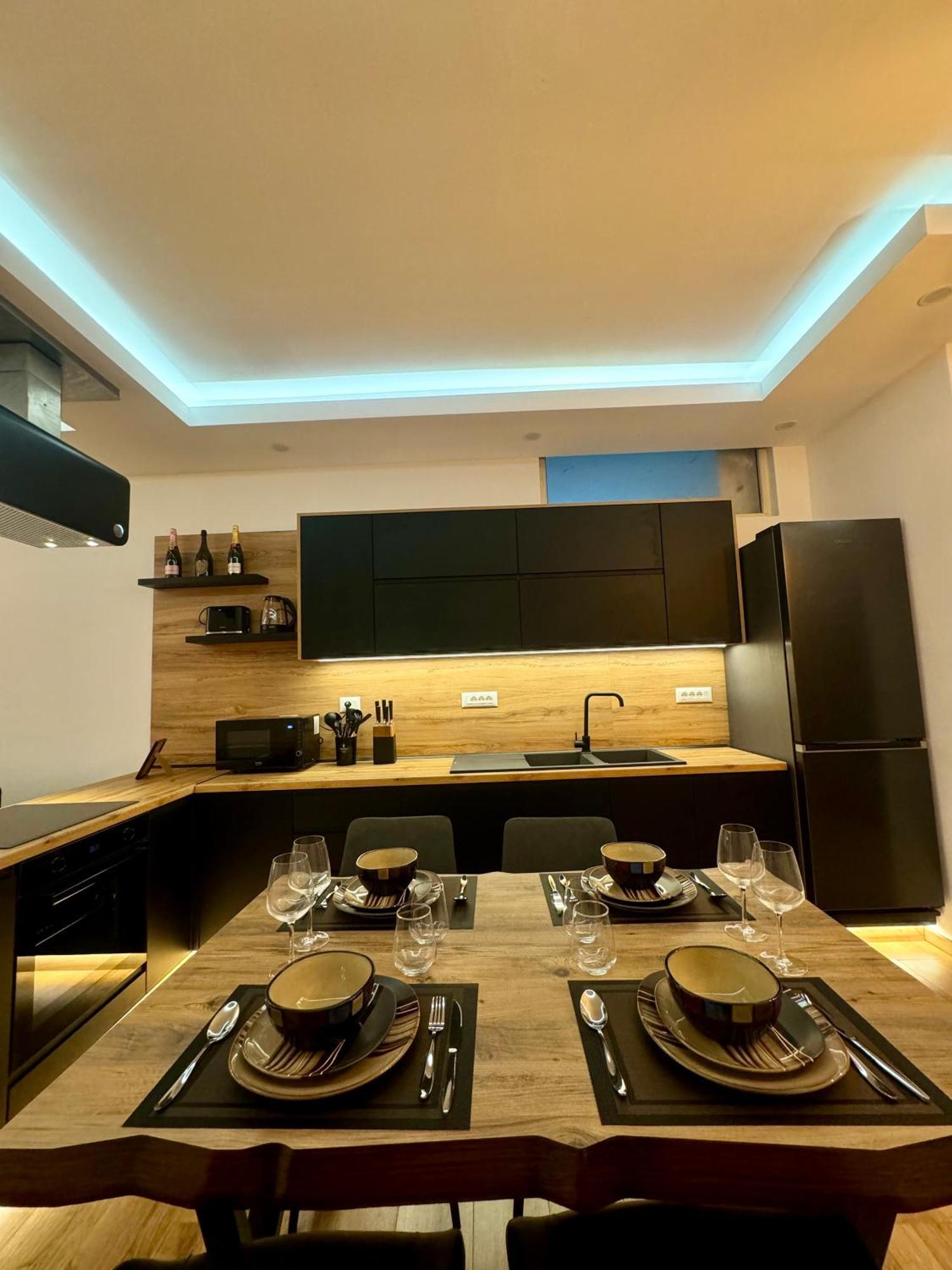 Luxury Central Baba Apartment ชโคเดอร์ ภายนอก รูปภาพ
